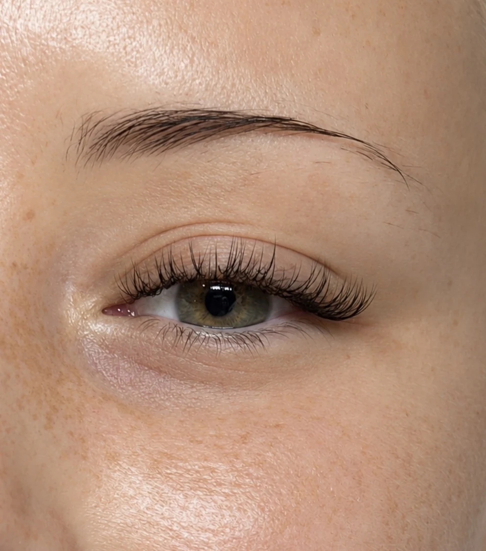 Classic lash extensions